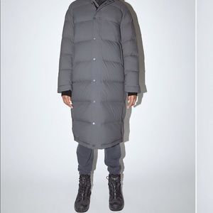 Long Superpuff in Stone Taupe, size XS